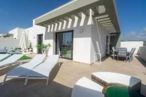 Vista del Mar, sunny penthouse, Bahía De Casares